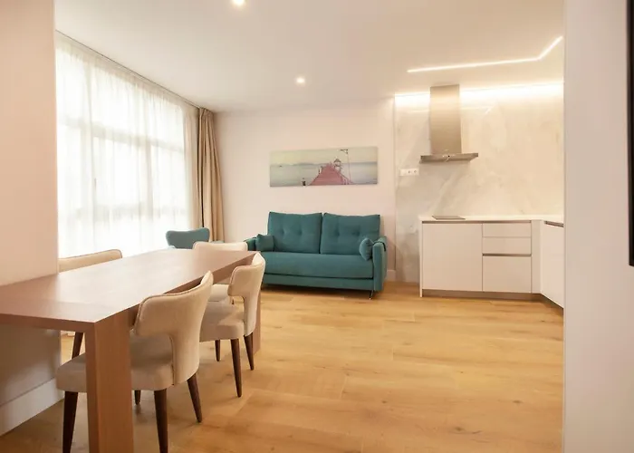 Apartamentos Reina Victoria